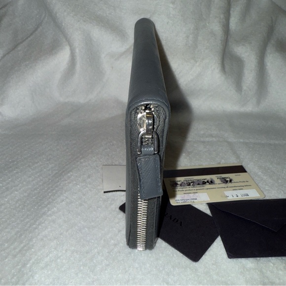 PRADA BR0441 Tessuto Chic Gray XLarge Organizer Wallet and Original COA Card - Picture 8 of 16
